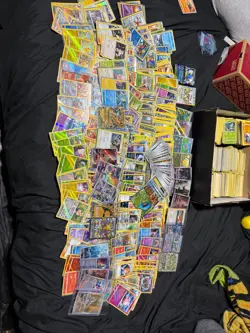 Pokemon TCG Bulk lot 1k + Cards IR, Full Art, Ex, Hyper, C/UNC, holo,reverses 🔥 - Image 1
