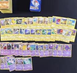 Pokemon Card Lot MP/HP Gen 4 DP HGSS Vintage 500+ Cards - Image 4