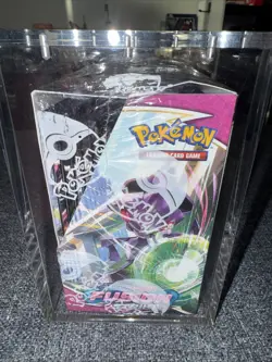 Pokemon TCG - Sword & Shield - Fusion Strike - Booster Box - Factory Sealed. - Image 3