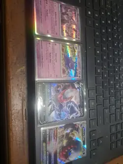Pokemon- TCG Trading Cards 636996769739 - Image 1