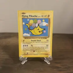 Pokemon TCG Flying Pikachu Card Black Star Promo, Regular Card 25 WOTC MP - Image 1