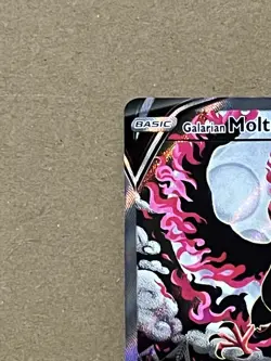 Pokemon TCG Galarian Moltres v Alternate Full Art, Chilling Reign, Card 177/198 - Image 3