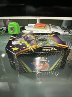 Pokemon TCG Shining Fates Factory Sealed Boltund V Tin - 6 Booster Packs 820650829505 - Image 4