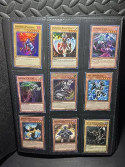 | Yugioh Binder Collection Lot With Foils, Rares, Commons Vintage Inc NM-HP | - Image 2
