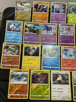 30 Pokemon Cards Lot VTG ALL RARE HOLO Crabominable Raikou Togekiss Golurk - Image 2