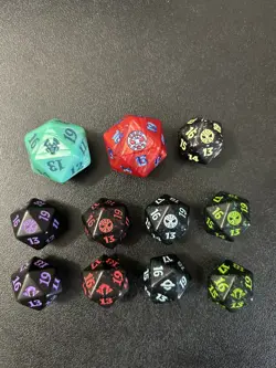 Magic the Gathering Spindown Counter Dice Lot Of 11 (2 Oversize) - Image 1