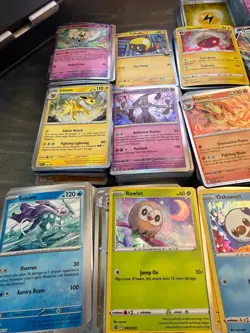 Pokemon Lot 2000+ cards Holo, Reverse Holo and Promo Sword Shield Scarlet Violet - Image 2