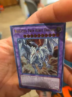 Yu-Gi-Oh! Blue-Eyes Twin Burst Dragon LCKC-EN058 Ultra Rare Unlimited Edition - Image 2