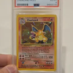 Pokemon TCG Charizard Base Set 4/102 Holo Rare 120 HP PSA 4 EN - Image 2