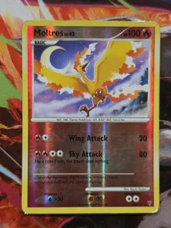 Moltres 36/147 Supreme Victors Reverse Holo Pokemon Card - Image 1