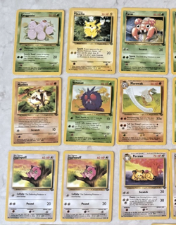 US & Japanese Pokemon Jungle Vintage Lot Of 29 Cards - Image 3