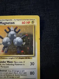 Holo Magneton 9/102 LP Rare 1999 Base Set Pokemon Card - Image 4