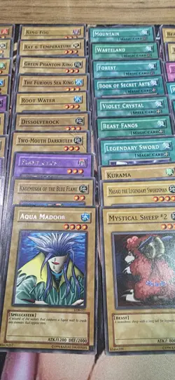 Yu-Gi-Oh LOB Lot ~92 Vintage Unlimited Cards NM-LP - Image 2
