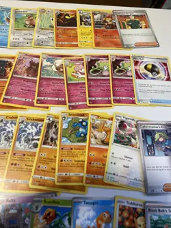 Combined Shipping Pokemon Cards Lot. 100+ Card Lot! Lot #261 . Bulk Lot - Image 5