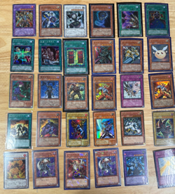 Yugioh OCG Japanese Vintage Holos Trading Cards Collection Lot 30 Cards #3 - Image 1