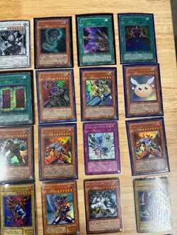 Yugioh OCG Japanese Vintage Holos Trading Cards Collection Lot 30 Cards #3 - Image 3