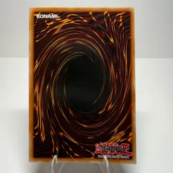 Yu-Gi-Oh! Blue-Eyes White Dragon MVP1-ENGV4 Gold Secret LP - Image 4