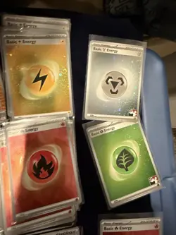 Pokemon TCG - Variety Holo Energy Card Lot - Lots Of Swirls! 140 Cards - Image 5
