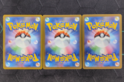2022 Lightly Played Pokemon Pikachu 027/071 Pokemon GO Japanese LOT3 - Image 2