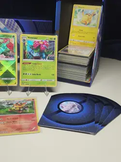 Pokemon Card Lot Holos V Radiant Venusaur + Bulk Cards w/ Mewtwo Box - Image 3