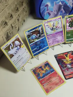 Pokemon Card Lot Holos V Radiant Venusaur + Bulk Cards w/ Mewtwo Box - Image 5