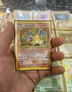 Charizard 4/102 Base Set Holo Rare Vintage 1995 Pokemon Card - Image 1