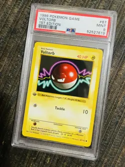 Voltorb 1st Edition Shadowless Base Set Pokemon Card #67 PSA 9 MINT - Image 1