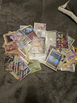 Pokemon 100 Cards Lot Includes Holos & Rares - Image 1