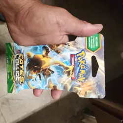 Pokemon TCG: Fates Collide Trading Cards - Pack of 10 - Image 1