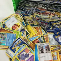 UNAUTHENTICATED: Approx. 1.80kg Lot of Pokemon Cards in Box (94) #117 - Image 4