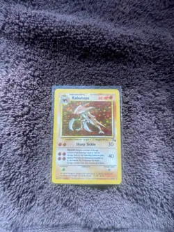 Pokemon TCG Kabutops Holo Rare 1st Edition Fossil, Near Mint Condition - Image 1