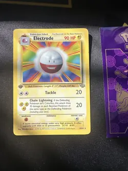 Pokemon Card Electrode 18/64 1st Edition Non Holo Jungle Set 129💎NM💎 - Image 1