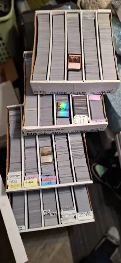 Magic The Gathering Bulk Lot Commons Uncommons Rares foils full 5 Row box - Image 2