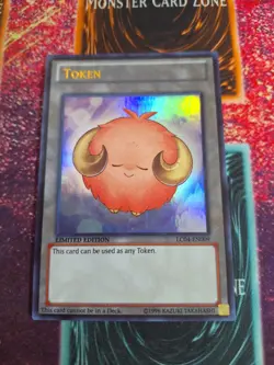 Yu-Gi-Oh! Light Pink Scapegoat Token LC04-EN009 Ultra Rare Limited Near Mint a1/ - Image 1