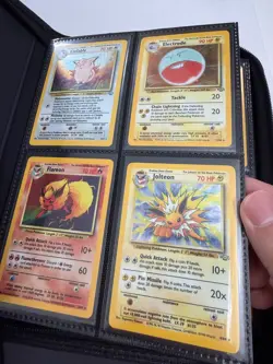 Jungle 64/64 + Fossil 62/62 - 100% Complete Master Sets 1999 WOTC Pokemon Card - Image 1