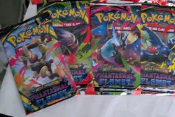 **NEW** Lot 12 Pokemon TCG Pokemon Phantasmal Flames 12x Booster Packs - Image 4