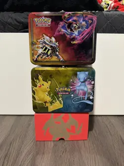 Pokemon TCG 2017 Lunchboxes and Evolutions Charizard Case with Random Cards - Image 1
