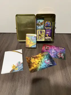 Pokemon TCG 2017 Lunchboxes and Evolutions Charizard Case with Random Cards - Image 4