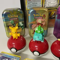 Mixed Pokemon Trading Card TCG Game incl Folders, Tins & Figurines (H1) W#667 - Image 2