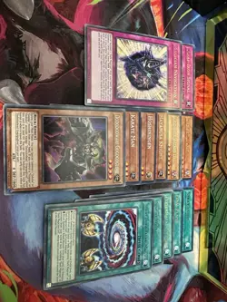 Yu-Gi-Oh! TCG More Than 300 Cards Including Yugi, Kaiba And Joey Decks - Image 5