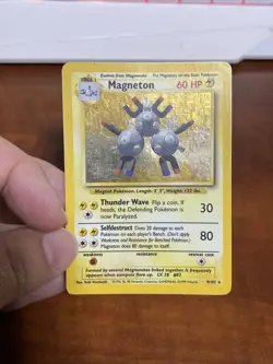 Pokemon TCG Magneton Base Set 9/102 Holo Unlimited Holo Rare - Image 2