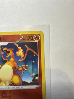 Charizard 025/185 Swsh04: Vivid Voltage Reverse Holo Pokemon TCG NM/M - Image 3