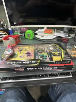 Pokemon TCG: Ionos Bellibolt Ex Premium Collection Box Pokemon Sealed - Image 2