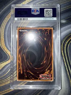 Blue-Eyes White Dragon, Ultimate Rare (OP28-EN001), Unlimited, PSA 8 - Image 2