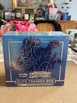 Pokemon Sword and Shield Battle Styles Elite Trainer Box 820650808357 - Image 2