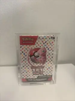 ITALIAN Pokemon Scarlet & Violet 151 Booster Bundle Sealed w Acrylic Case - Image 1