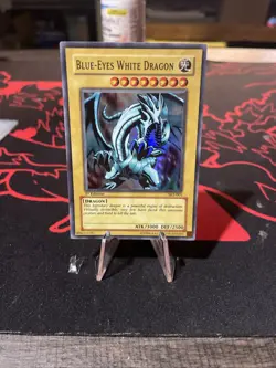 🔥YUGIOH • BLUE-EYES WHITE DRAGON • SUPER RARE • SKE-001 • UNLIMITED • VLP🔥 - Image 1