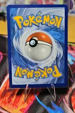 Pokemon TCG Glaceon v Card 174/203 Near Mint Condition. - Image 2