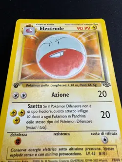 Pokemon Electrode 18/64 Jungle Rara Prima Edizione Wizards ITA Carte Vintage - Image 4