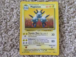 Magneton Holo Holographic Pokemon Card TCG 1999 Unlimited Base Set Rare 9/102 NM - Image 1